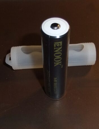 Enook 2600mAh protected button top 18650