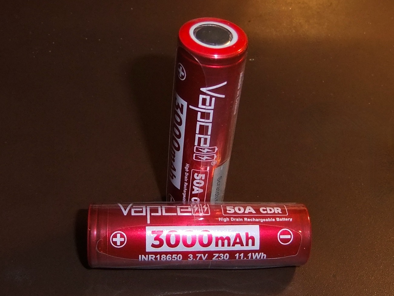 2x 50A Vapcell Z30 3000mAh Unprotected flat top 18650