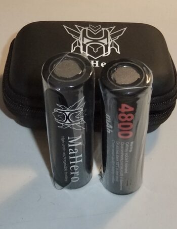 2 x 25A / 20A Mahero 4800mAh 21700 batteries