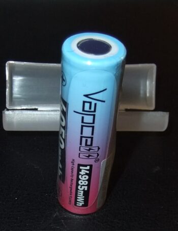 1x Vapcell N41 4050mAh Unprotected flat top 18650