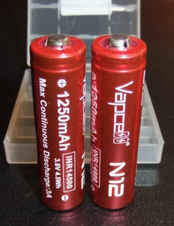 2x Button top Vapcell N12 14500 1250mAh (Copy)